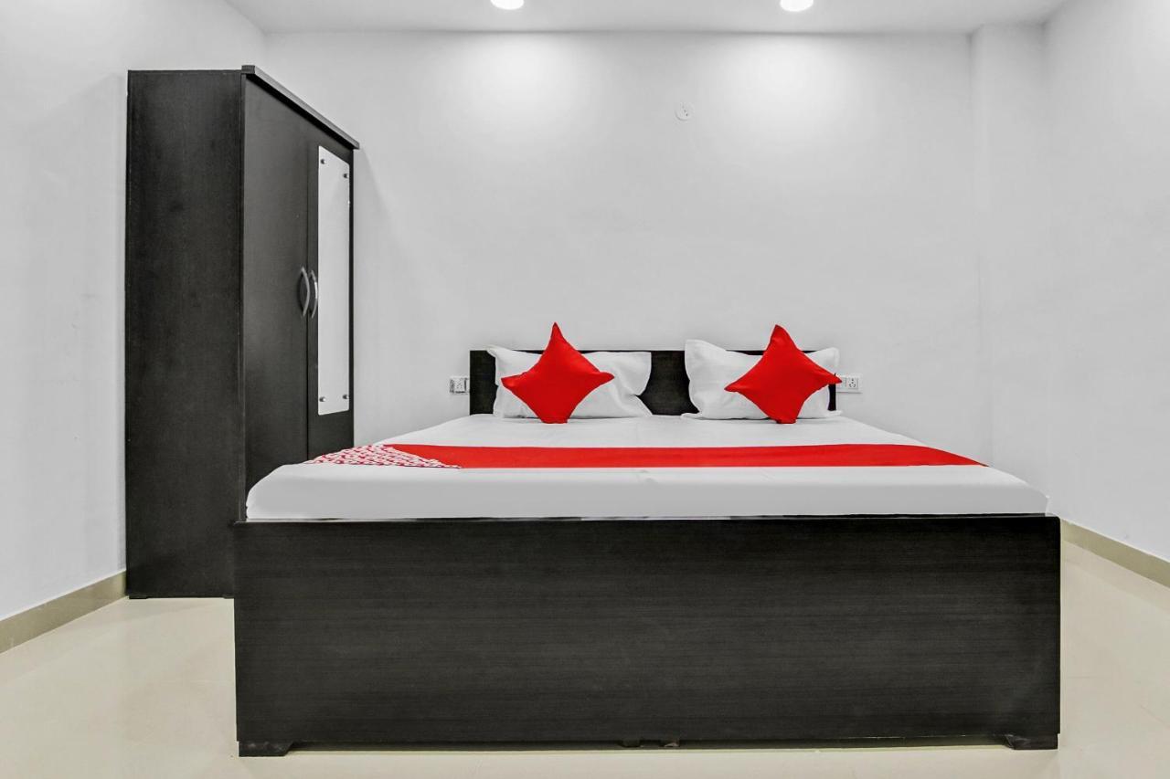 Flagship Hotel Secret Mirage Near Rithala Metro Station Нью-Дели Экстерьер фото
