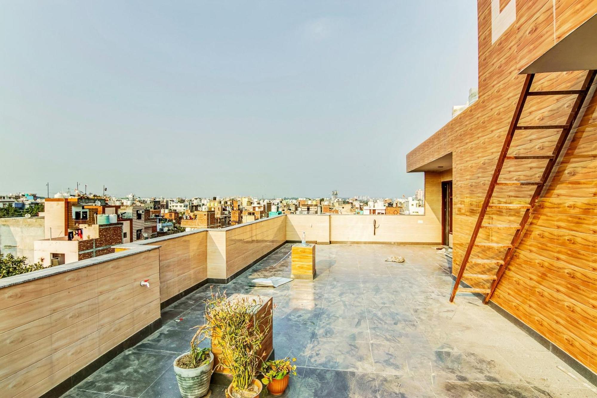 Flagship Hotel Secret Mirage Near Rithala Metro Station Нью-Дели Экстерьер фото
